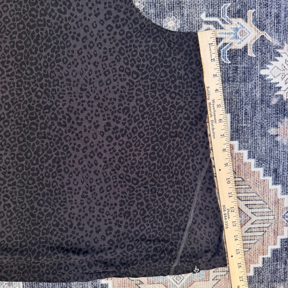 Happy Camper by Torrid Performance Cotton High Neck Leopard Active Tank Size 2X - Picture 8 of 8